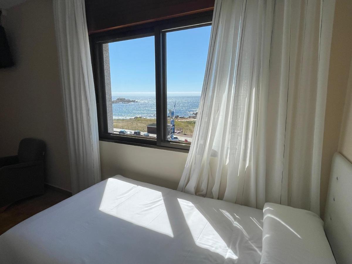 Hotel Delfin Azul Playa de la Lanzada Exteriör bild